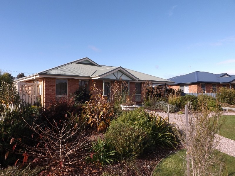 2 York Court, Wynyard TAS 7325