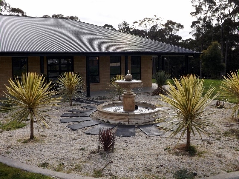 17 Allegra Drive, Heybridge TAS 7316