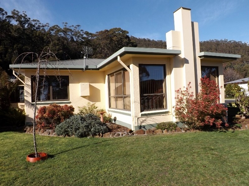 34 River Avenue, Heybridge TAS 7316
