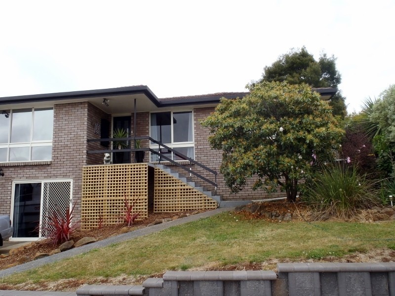 8 Mooreville Road, Burnie TAS 7320