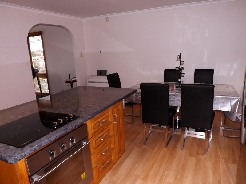 8 Mooreville Road, Burnie TAS 7320