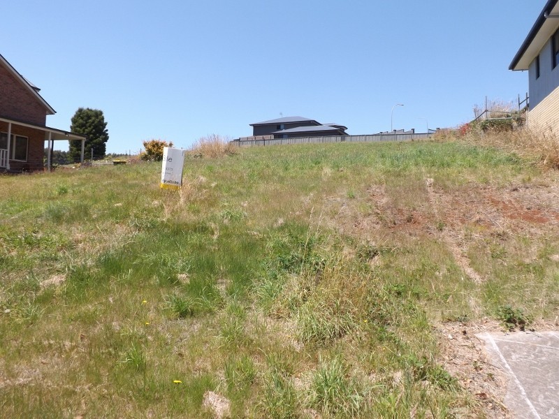 14 Dowling Drive, Romaine TAS 7320