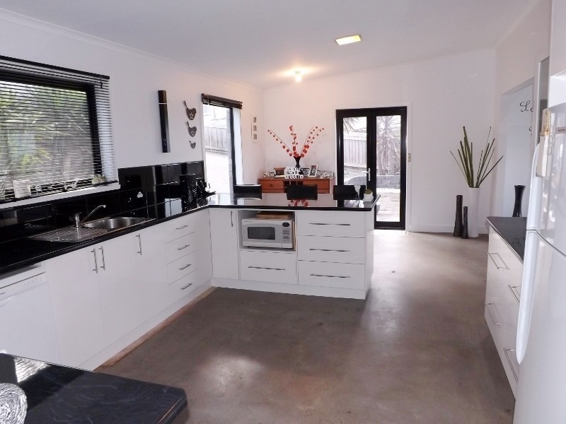 4 Gilmour Crescent, Somerset TAS 7322