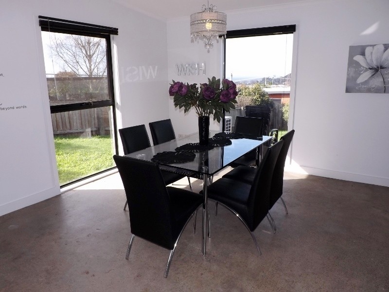 4 Gilmour Crescent, Somerset TAS 7322