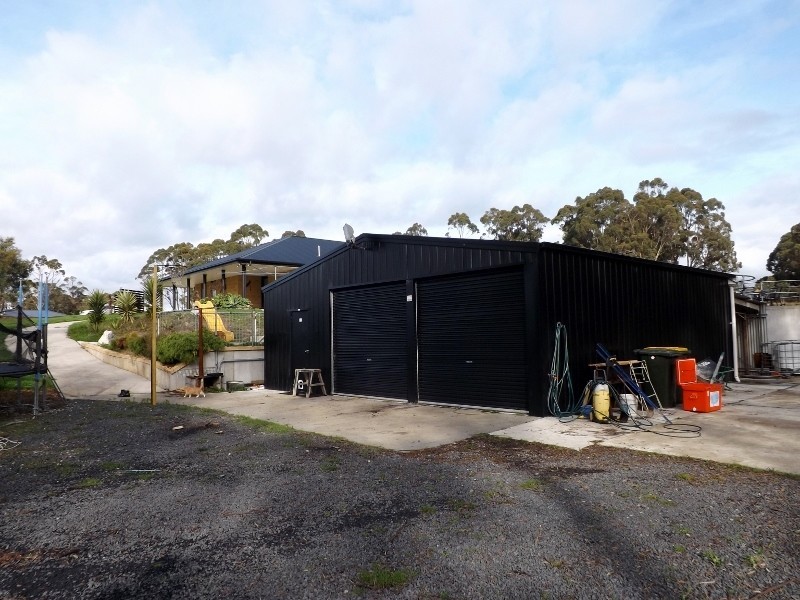 17 Allegra Drive, Heybridge TAS 7316