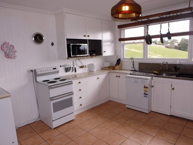 21 Cherry Street, Hillcrest TAS 7320