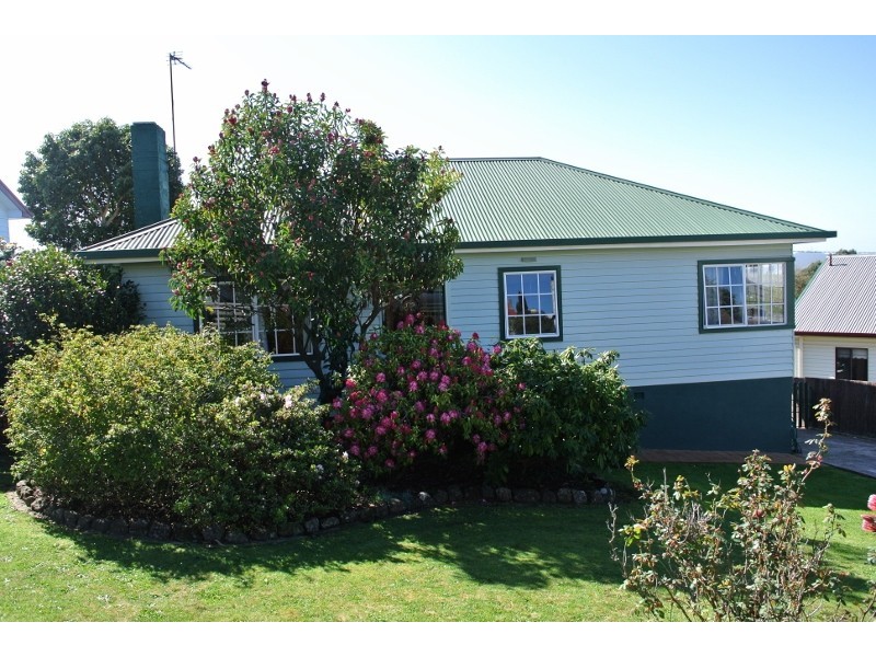 15 Cabot Street, Burnie TAS 7320