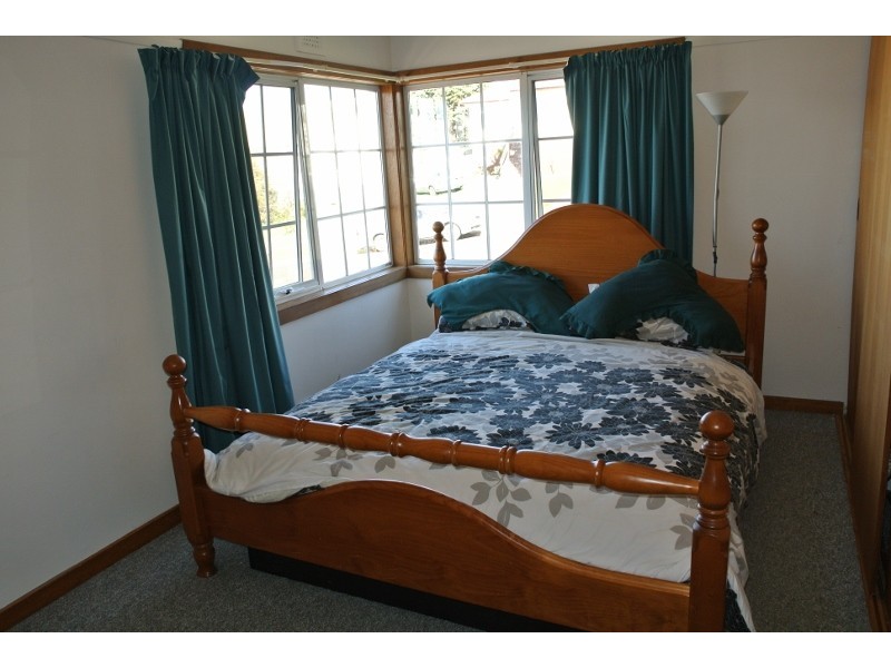 15 Cabot Street, Burnie TAS 7320