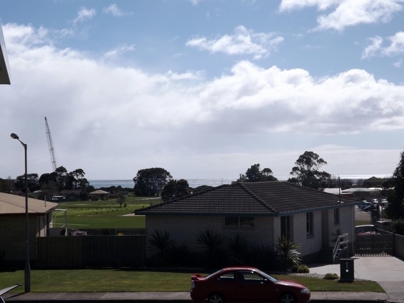96 Simpson Street, Somerset TAS 7322