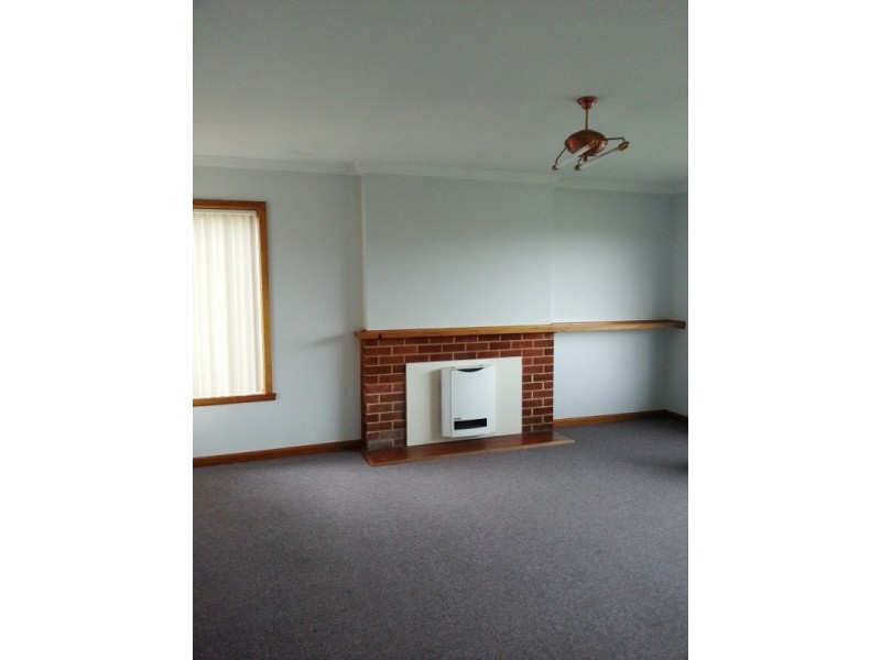 22b Curraghmore Avenue, Park Grove TAS 7320