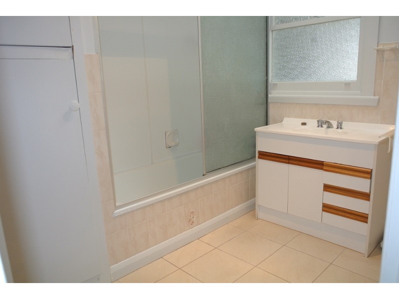 16 Penguin Road, Ulverstone TAS 7315