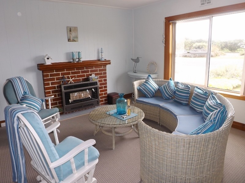 19 Penguin Road, Ulverstone TAS 7315
