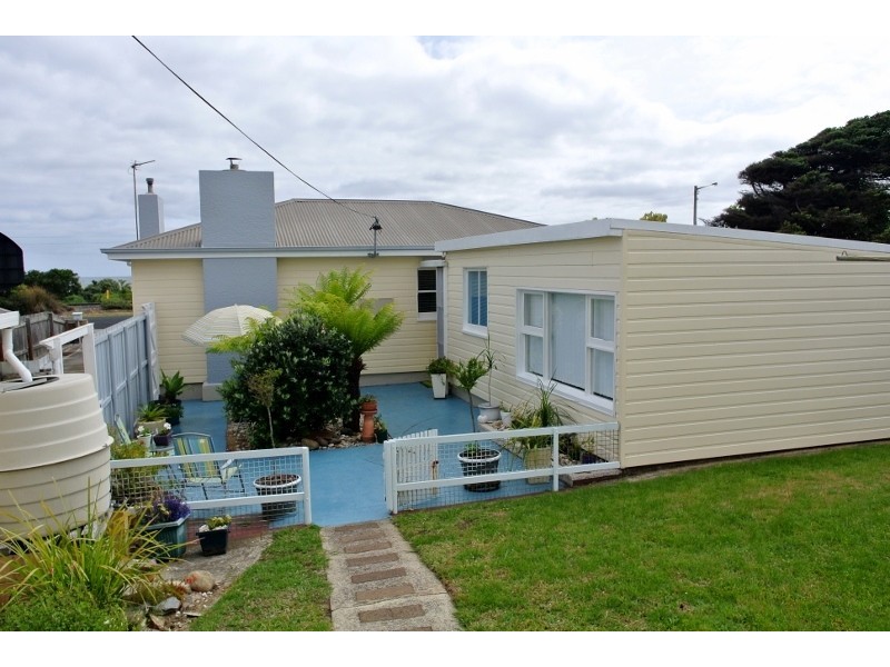 19 Penguin Road, Ulverstone TAS 7315
