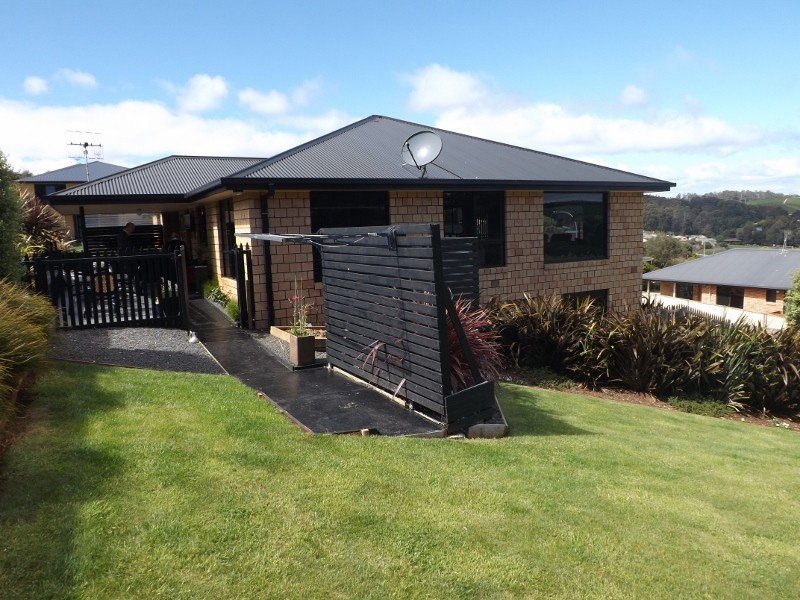 25 Heather Crescent, Burnie TAS 7320