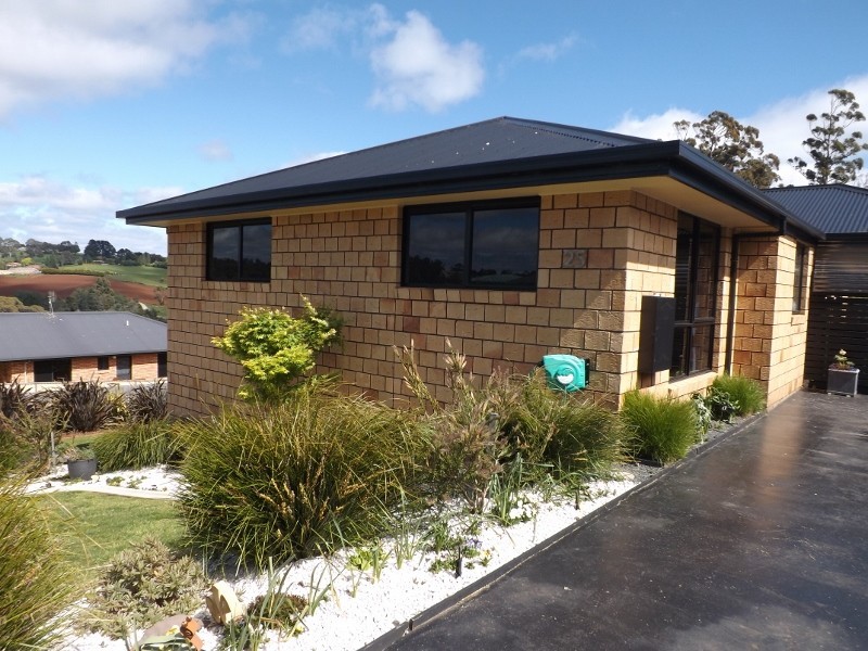 25 Heather Crescent, Burnie TAS 7320
