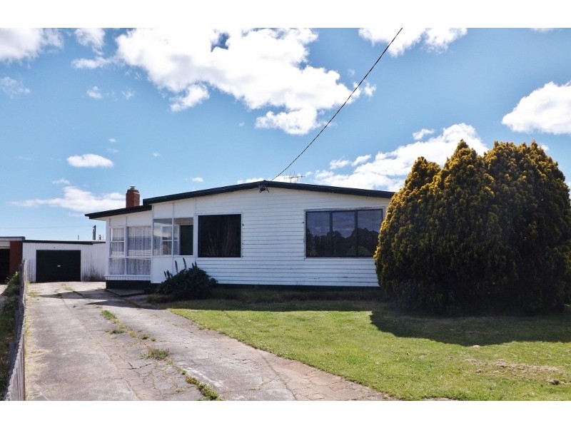 15 Cardigan Street, Somerset TAS 7322