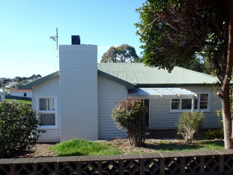 3 Sampson Street, Hillcrest TAS 7320