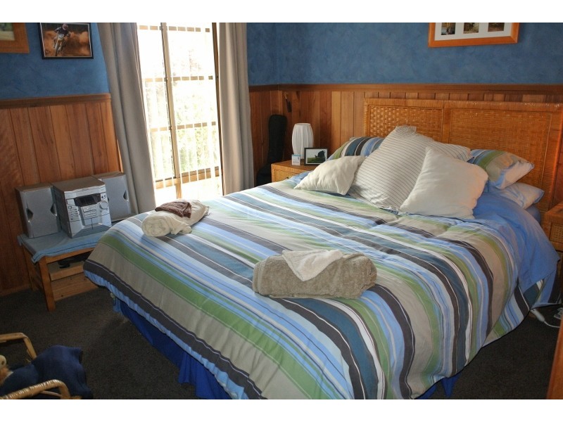 230 Ridgley Highway, Romaine TAS 7320