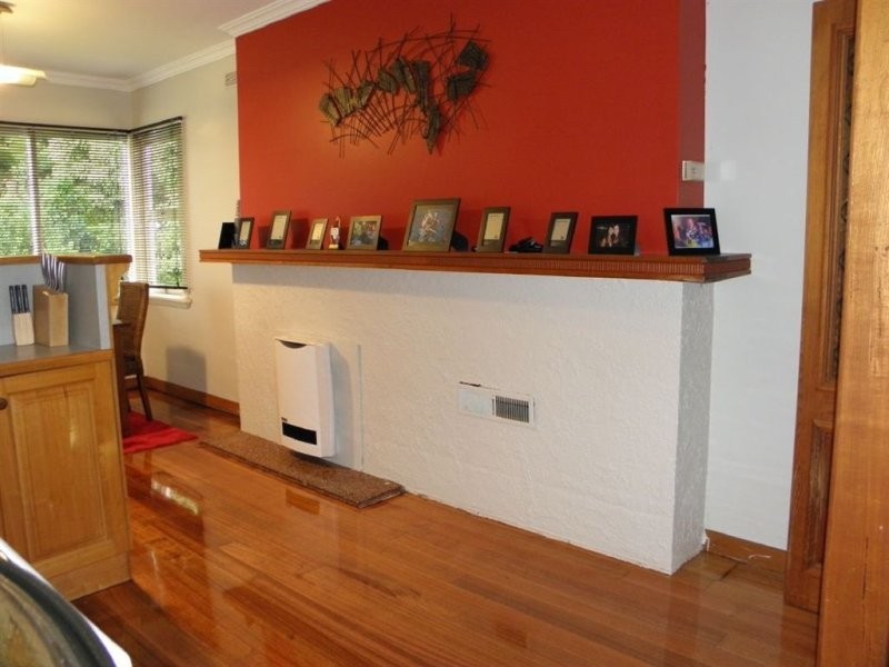16 Old Cam Road, Somerset TAS 7322