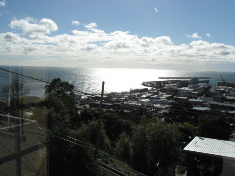 8 Amelia Street, Burnie TAS 7320