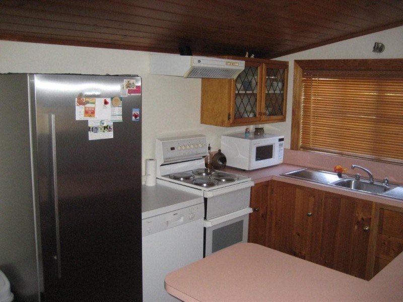 9 Jones Street, Strahan TAS 7468