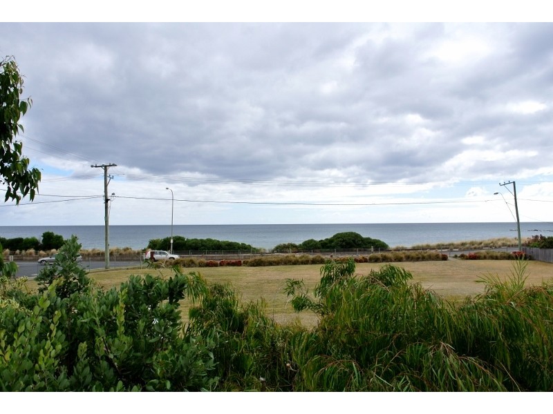 1 Arthur Street, Ocean Vista TAS 7320