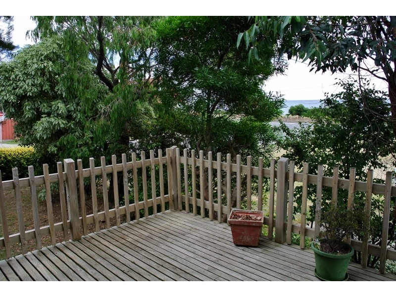 1 Arthur Street, Ocean Vista TAS 7320