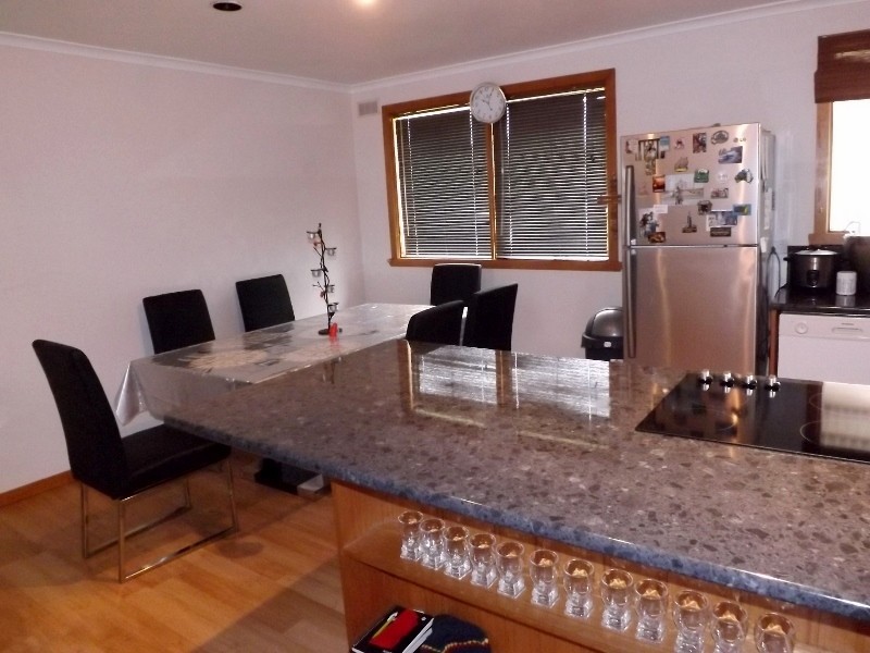 8 Mooreville Road, Park Grove TAS 7320