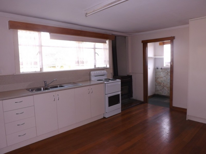 10 Hayes Street, Hillcrest TAS 7320