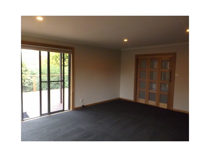 42 Curraghmore Avenue, Park Grove TAS 7320