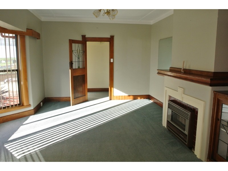 5 Bass Highway, Parklands TAS 7320