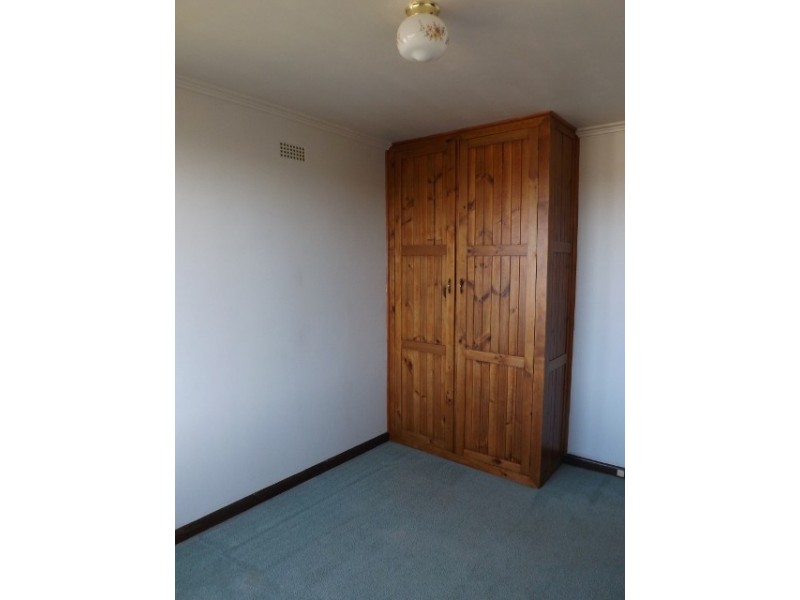 8 Woodward Avenue, Hillcrest TAS 7320