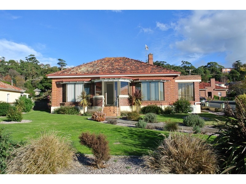 5 Bass Highway, Parklands TAS 7320