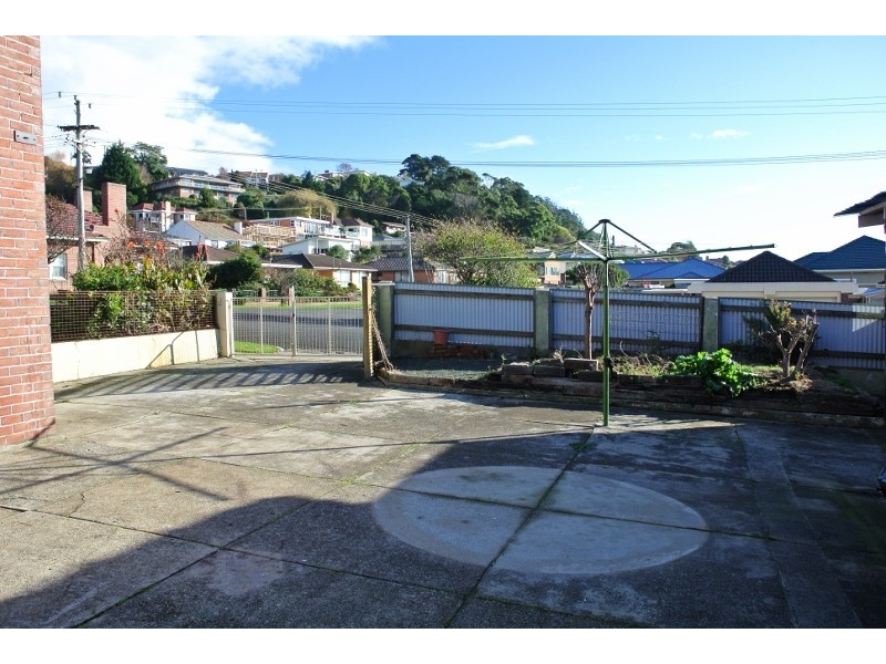 5 Bass Highway, Parklands TAS 7320