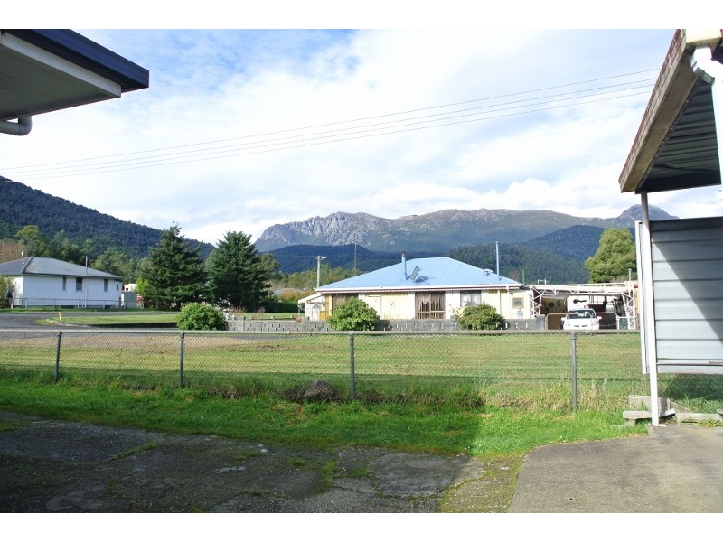 16 Propsting Street, Rosebery TAS 7470