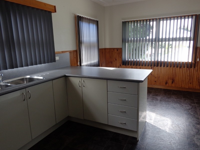 33 Athol Street, Somerset TAS 7322