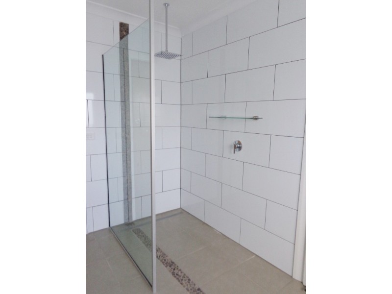 8 Athol Street, Somerset TAS 7322