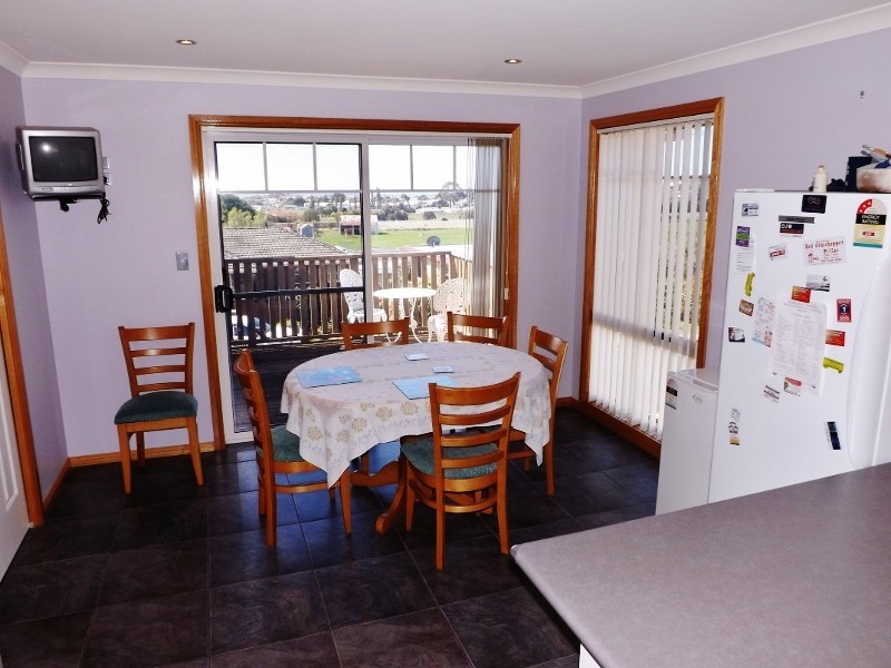 8 Haven Crescent, Ulverstone TAS 7315