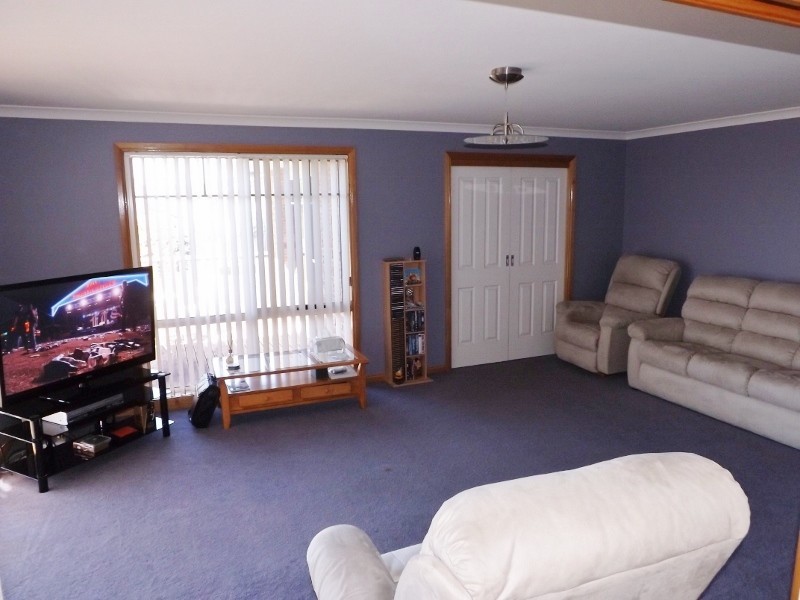 8 Haven Crescent, Ulverstone TAS 7315