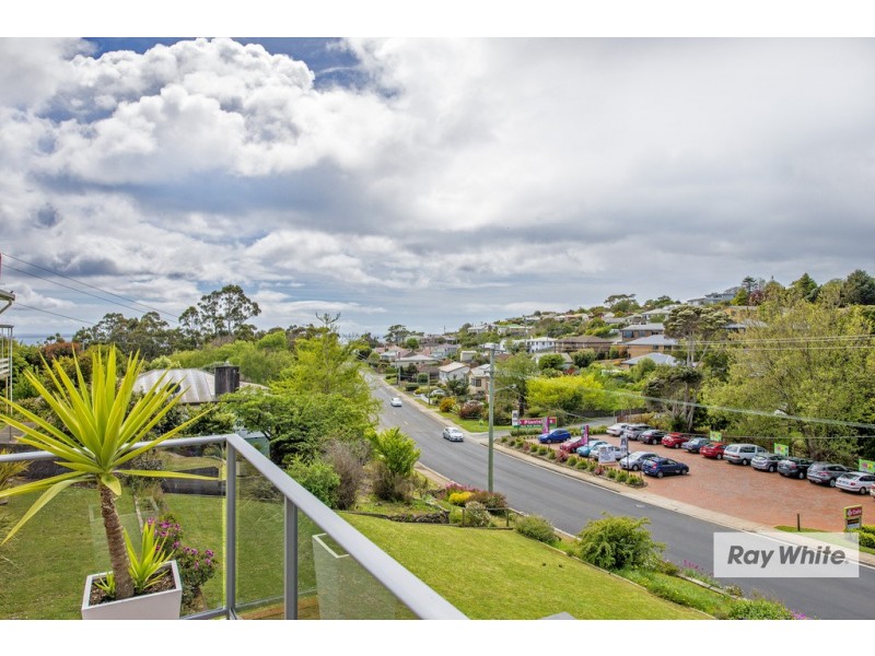 18 West Park Grove, Parklands TAS 7320