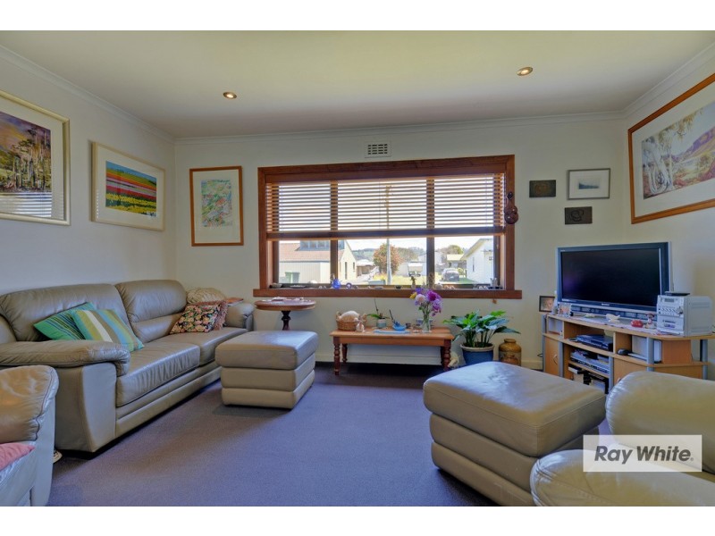 4 Falmouth Street, Somerset TAS 7322