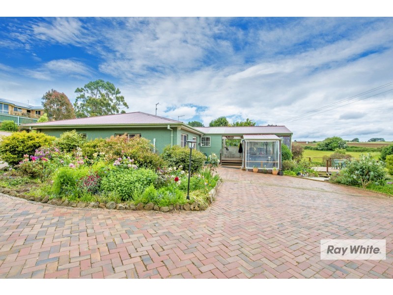 74 Deviation Road, Penguin TAS 7316
