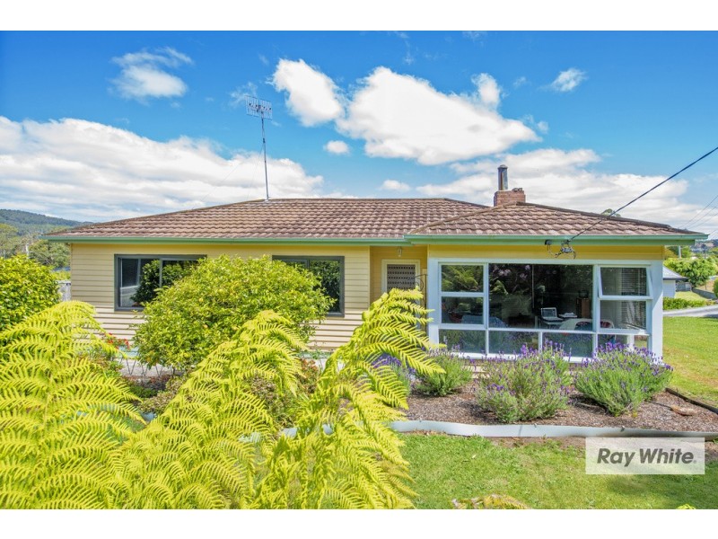 16 Old Cam Road, Somerset TAS 7322