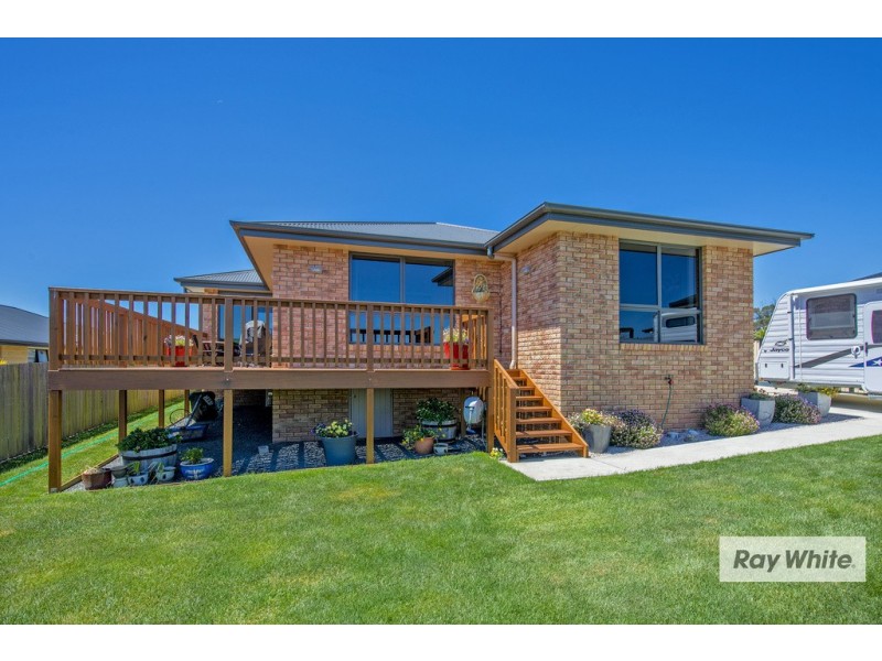 8 Ewington Way, Romaine TAS 7320