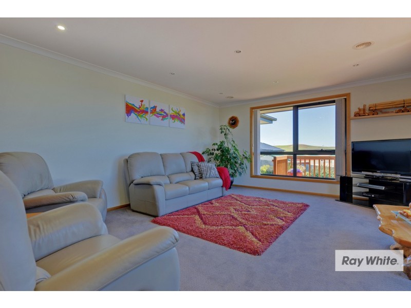 8 Ewington Way, Romaine TAS 7320