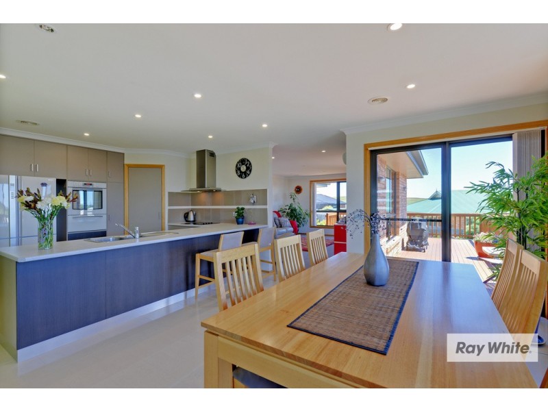 8 Ewington Way, Romaine TAS 7320