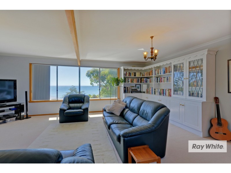 70 Old Bass Highway, Wynyard TAS 7325