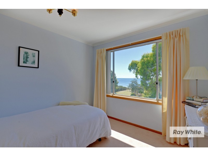 70 Old Bass Highway, Wynyard TAS 7325