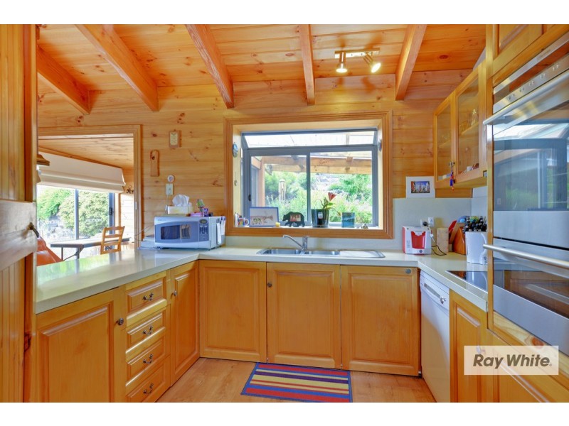 83 Grandview Avenue, Park Grove TAS 7320