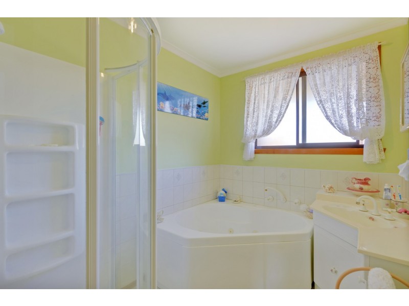 20 Atkins Drive, Romaine TAS 7320